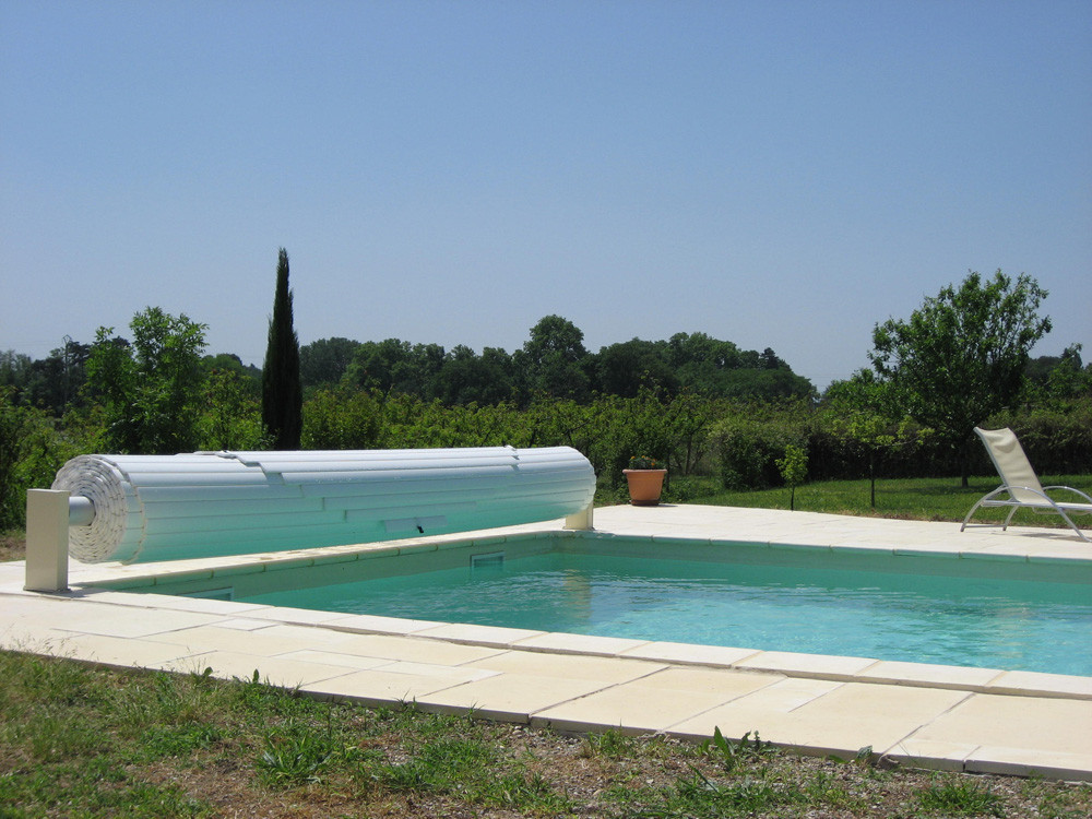 Roleta naziemna "Sylver Roll" do basenu Caimans