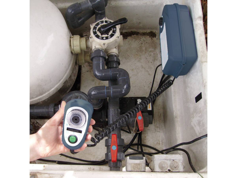 Elektryczna skrzynka filtrująca do podziemnego pomieszczenia technicznego - 1 naświetlacz 100 VA