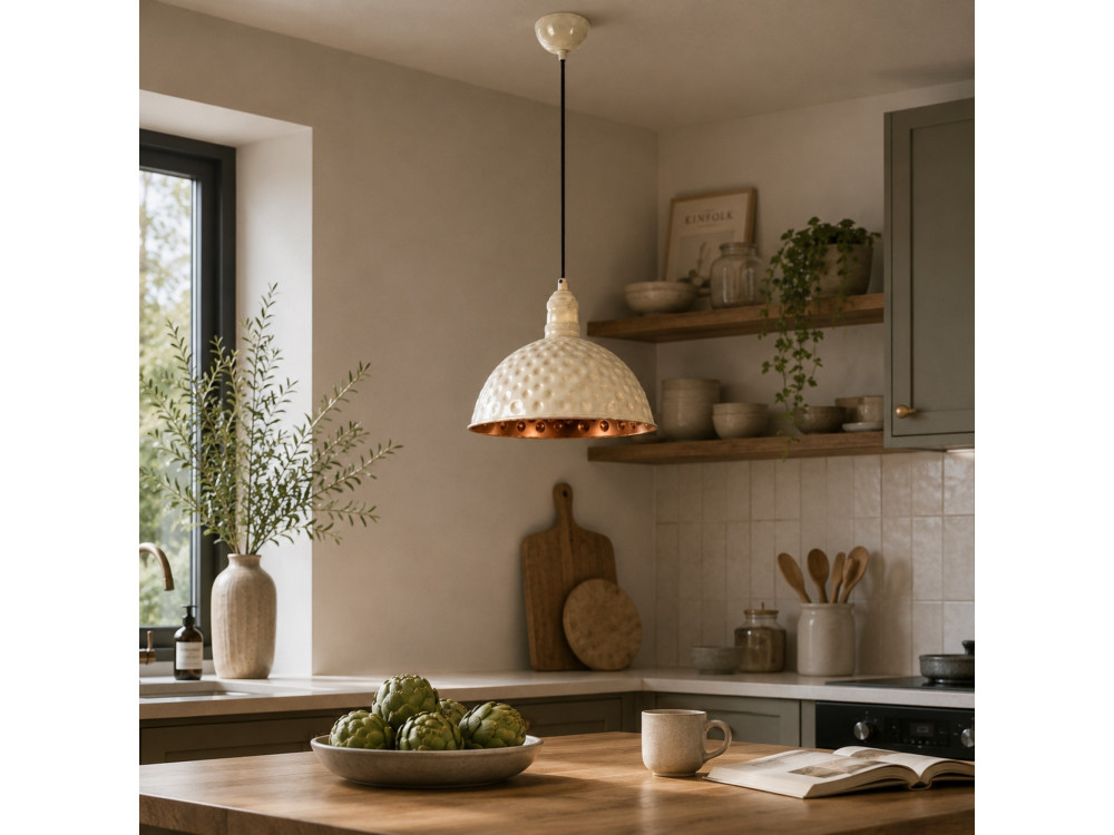 Metalowa lampa wisząca „Echo” – 26 x 26 cm – beżowa