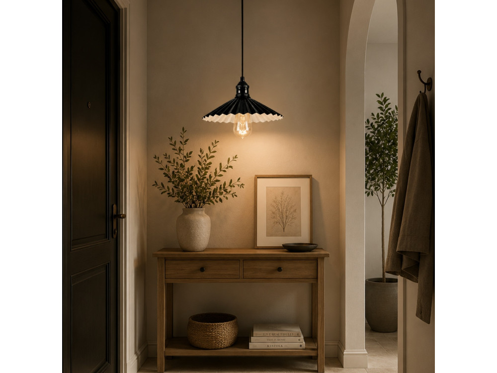 Metalowa lampa wisząca „Plise” – 32 x 32 cm – czarna