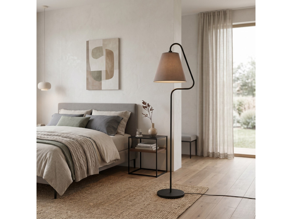 Metalowa lampa podłogowa „Altur” – 45 x 35 x 162 cm – czarna