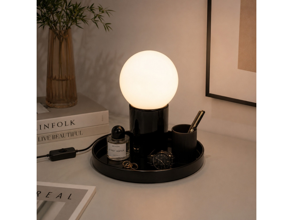 Metalowa lampa stołowa „Tray” – 20 x 20 x 17 cm – czarna