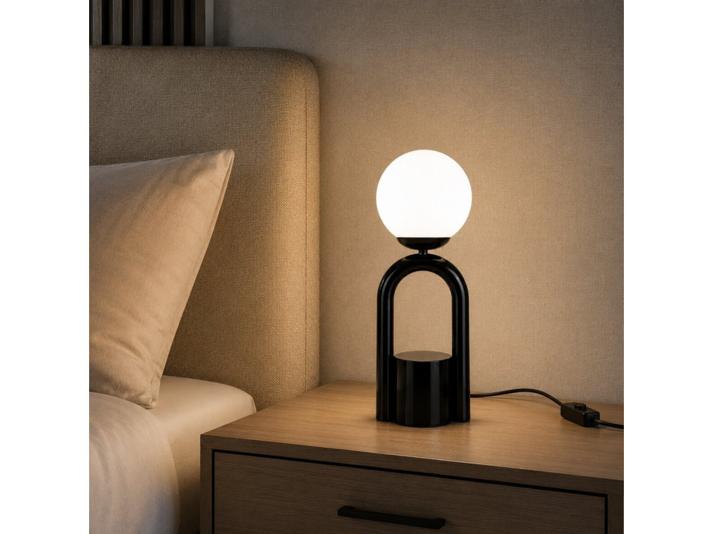 Metalowa lampa stołowa „Loop” – 15 x 15 cm – czarna