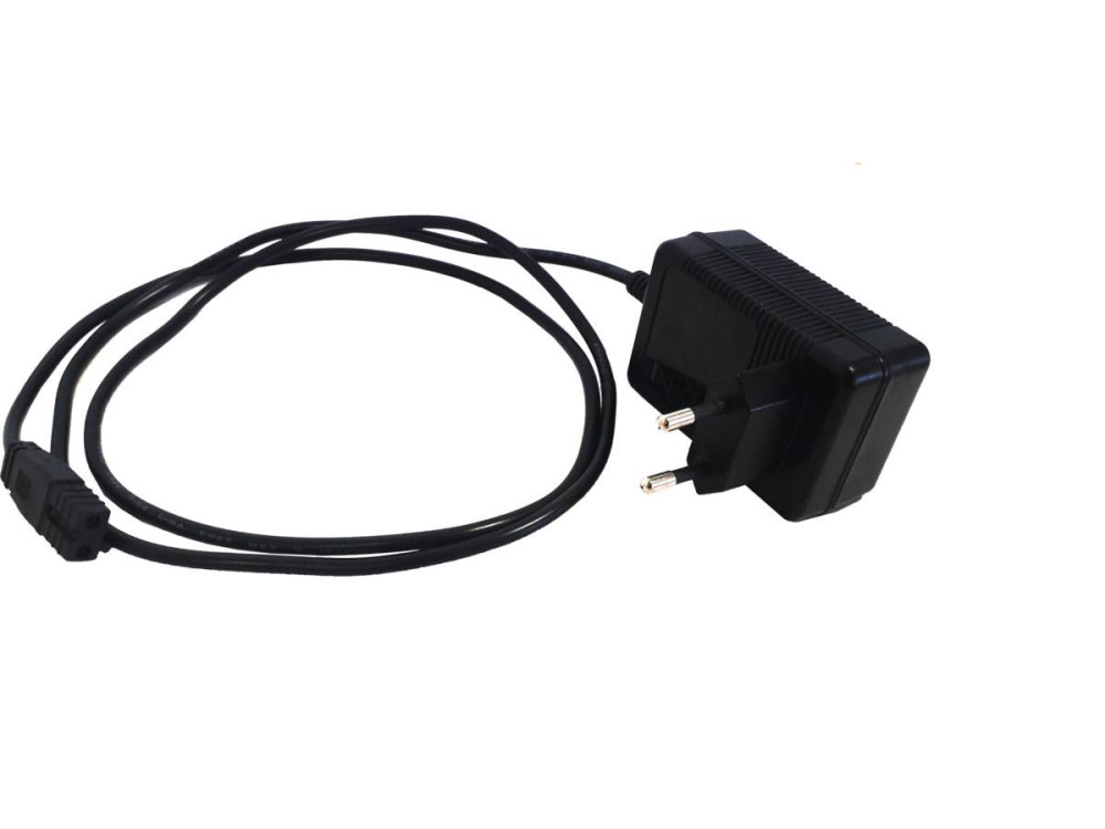 Autonomiczny elektryczny odkurzacz basenowy ORCA 050 CL - Bezprzewodowy