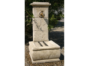 Fontanna "Napoli" - 0,50 x 0,50 x 1,08 m